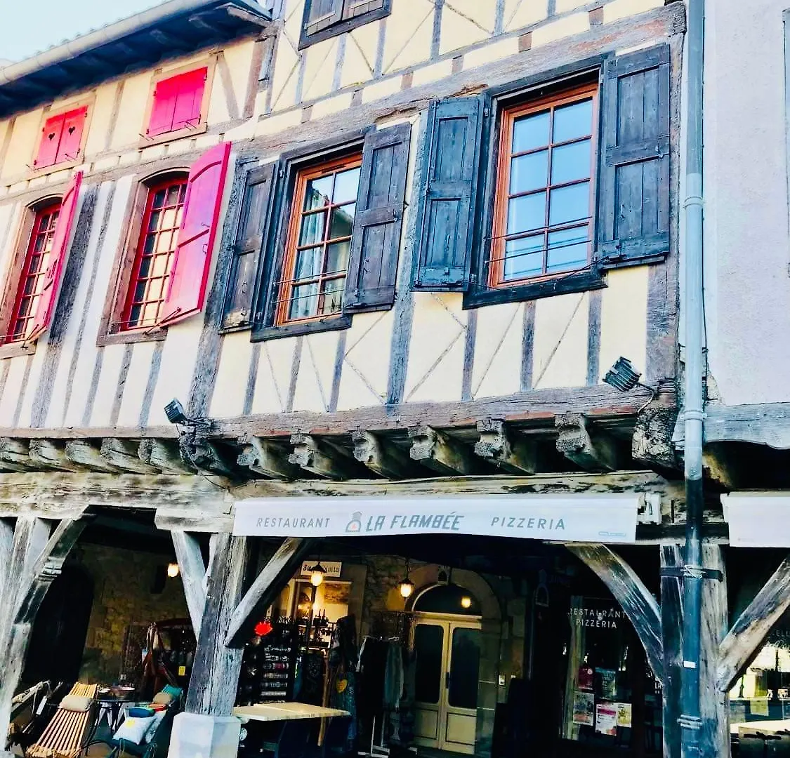 Hote Labyrinthe Sur La Place Chambres D, Hotes , Calme ,Netflix Mirepoix  0*, Mirepoix (Ariege) France